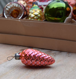 Dennenappel zachtroze (6378)