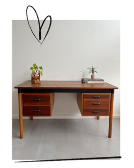 Vintage eikenhouten bureau, jaren 60