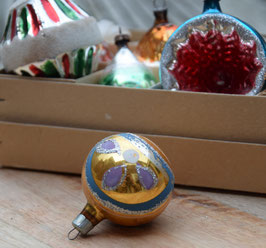 Kerstbal goud, versierd/glitter (8041)