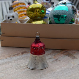 Klokje zilver/rood, oud (7568)