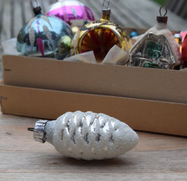 Dennenappel zilver, dik gesuikerd (6675)