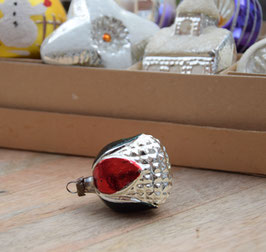 Bloemenknopje zilver, rood/donkergroen (7781)