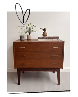 Vintage teakhouten ladekastje, jaren 60