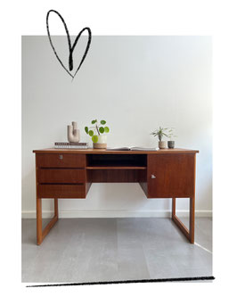 Vintage teakhouten bureau, jaren 60