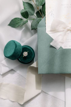 Ringbox rund, Farbe TANNENGRÜN