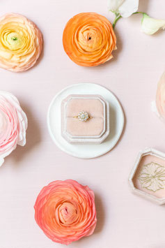 RINGBOX ACHTECK , FARBE BLUSH