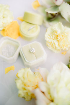 RINGBOX ACHTECK , FARBE PASTELL GELB
