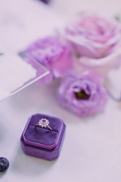 RINGBOX ACHTECK , FARBE VIOLETT