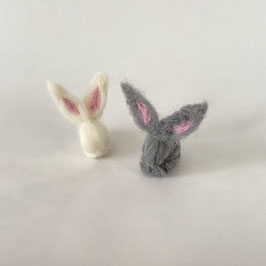1 Hase gefilzt