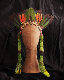 Antiguo penacho amazónico / Ancient Amazon headdress