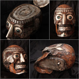 Cráneo Kapala Skull
