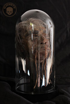Shrunken Head / Cabeza reducida - Tzantza