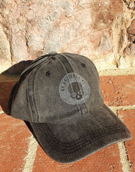 Gorra negra / Black cap (OJEARTE)