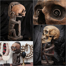 Relicario (KORWAR) Reliquary