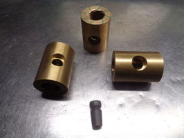 Jaguar SS 100: Lenkgetriebemutter mit 8 Gängen / Worm Gear Nut`s whit 8 Starts