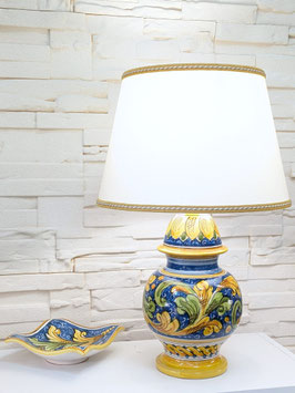 Lume h.55 cm in Ceramica di Caltagirone decoro Ornato fondo Blu passamaneria Gialla