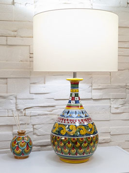 Lampada h.54 cm in Ceramica di Caltagirone con decori Linea Kaleido con Paralume Avorio