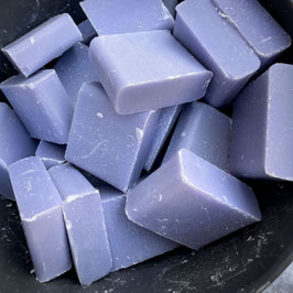 SALE: unsere lütten Seifen im Ausverkaufspreis (Frischgewicht war 30g), Lavendel