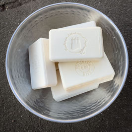 SALE: unsere lütten Seifen im Ausverkaufspreis (Frischgewicht war 60g), Teichrose/Klosterseife