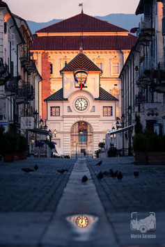 Piemonte 23 - La Reggia di Venaria illuminata dalle prime luci dell'alba