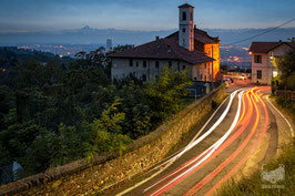 Colline e montagne 02 - La Chiesa di San Vito e il Monviso