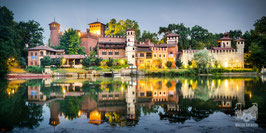 10 - Il Borgo Medievale riflesso nel Po