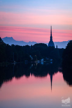 Il fiume Po 2b - Alba in rosa sul Po