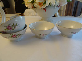 4er Set antike Bols / Cafe au Lait - Schalen mit Blumen und Vögeln (L)