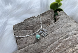 Collier Lotus