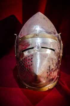 Elmo Medievale