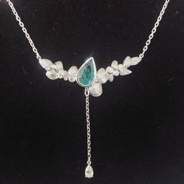 Collier en Or blanc 750 (18k), Grandidiérite et diamants de laboratoire