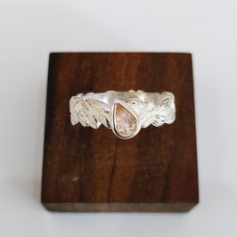 Bague unique Pierre de soleil