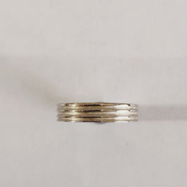 anneau tourné en argent 925 mat et poli