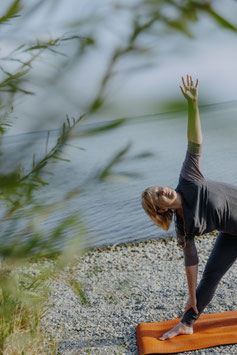 Yoga am See