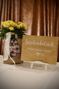 Geschenketisch-Schild inkl. Staffelei