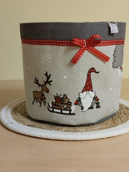 Weihnachtskorb "Wichtel mit Rentier"