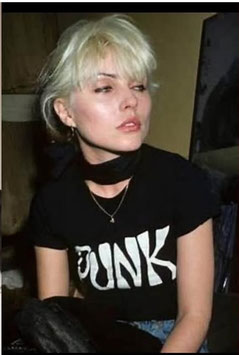 PUNK LOGO T-SHIRT BLACK