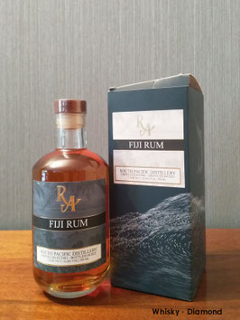 Rum Artesanal Fiji 2001/2021 62,8% Vol. 0,5l.