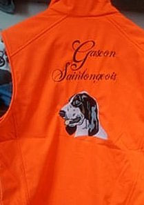 Veste softshell sans manche tête de Gascon Saintongeois et inscription "Gascon Saintongeois"