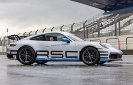 15 bis 20 Minuten pro Auto, Elite VIP Experience, Sportwagen selber fahren + Renntaxi, Racepark Meppen, (Vertragspartner Code: RPB)