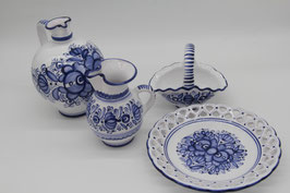 4tlg. Keramik Set blau weiß Pezinok Ceramics of Grünwald Krug Vase Korb Wandteller