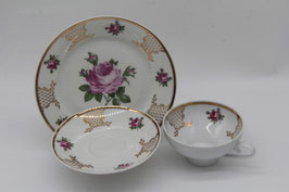 3tlg. Sammeltassengedeck Kaffeetasse CP Weisswasser Porzellan Ornament Rosen