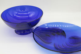 große blaue Glasschale mit Streifenmuster / Schüssel auf Fuß Obstschale