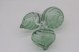 grüne Glaskugel gedreht Zapfen Zwiebel