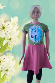 Kleid Gr. 128 kurzarm grün/altrosa Pferd