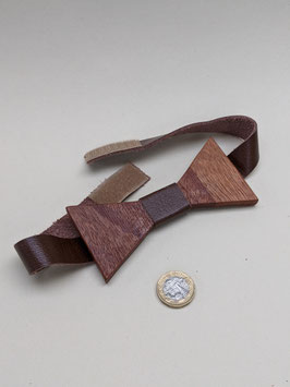 190. Bonkers, wooden bow tie! Has leather strap and adjustable velcro fastening.