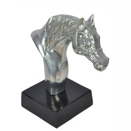TROFEO CABEZA CABALLO CON BASE 27x15.5x32