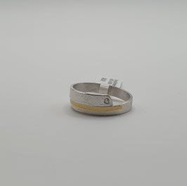 Manu Ring mit Brillant
