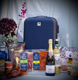 Paquete de Alicante. Luxe Cabin koffer met complete kerst-tapas tafel!!