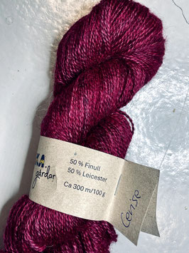R Cerise